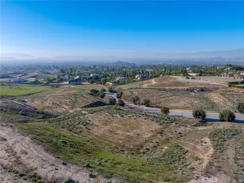 7478 Via Montecito, Riverside, CA 92506 photo 6