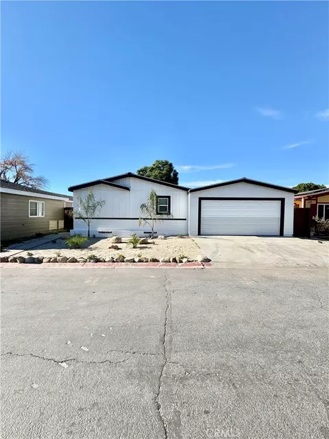 700 Washington #136, Colton, CA 92324