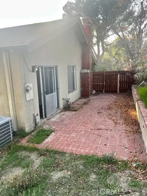 Exterior - 5110 Caldera Ct, Riverside, CA 92507 photo 6 of 11
