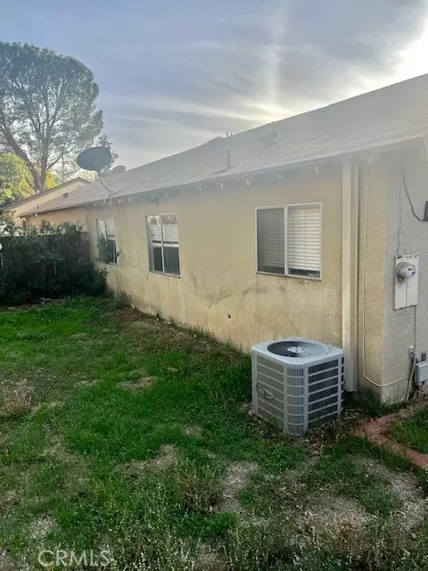 Exterior - 5110 Caldera Ct, Riverside, CA 92507 photo 8 of 11