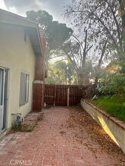Exterior - 5110 Caldera Ct, Riverside, CA 92507 photo 5 of 11