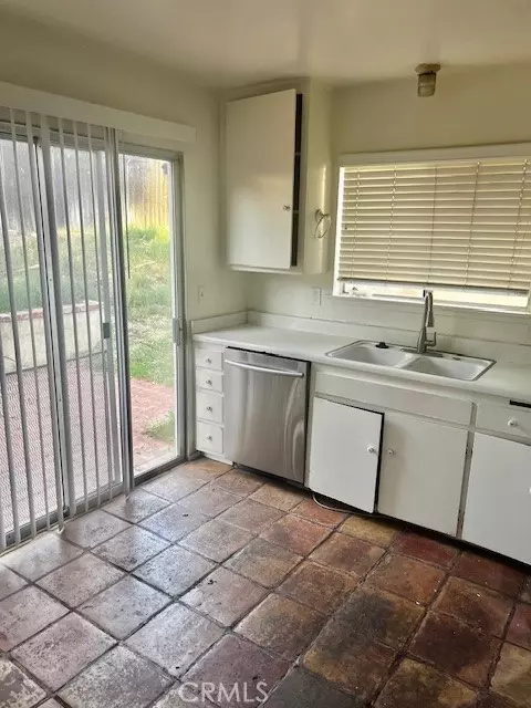 Kitchen - 5110 Caldera Ct, Riverside, CA 92507 photo 1 of 4