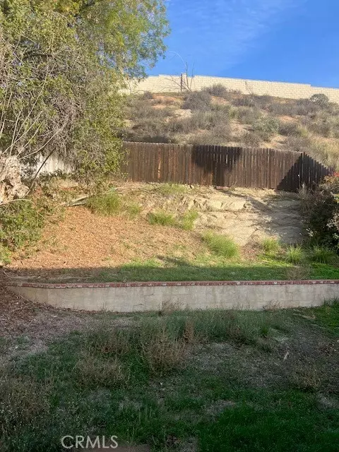 Exterior - 5110 Caldera Ct, Riverside, CA 92507 photo 10 of 11