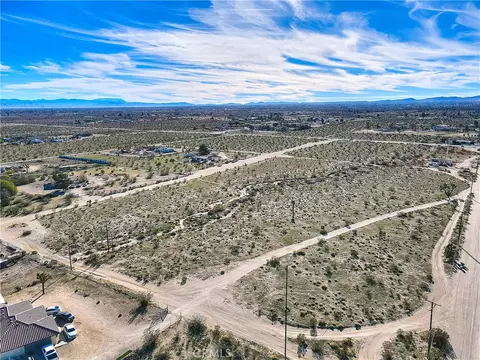 0 Johnson, Phelan, CA 92371 photo 2