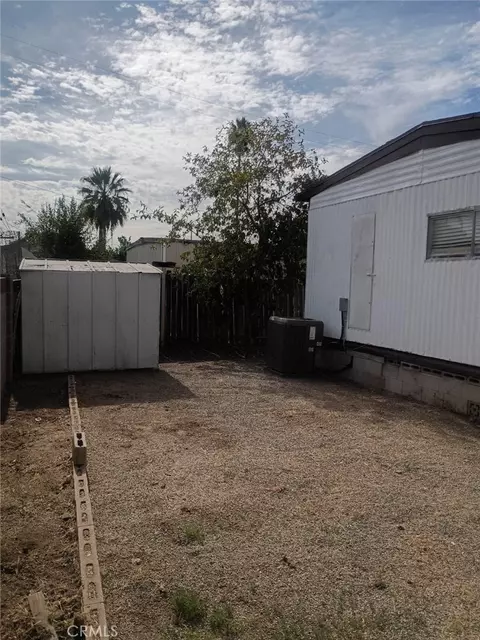 2250 W W Ml #68, Colton, CA 92324 photo 7