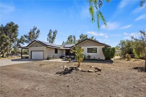 19808 Gustin, Perris, CA 92570 photo 2
