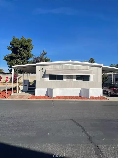 1155 S Riverside Dr #7, Rialto, CA 92376