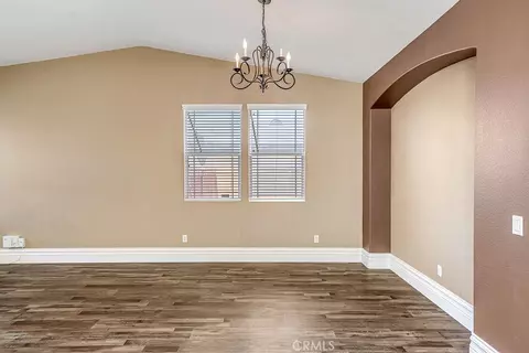 Living - 1752 Campanella, Perris, CA 92571 photo 4 of 5