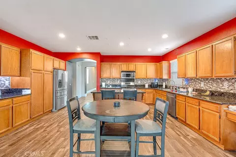 Kitchen - 1752 Campanella, Perris, CA 92571 photo 2 of 5