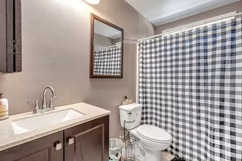 Bath - 1752 Campanella, Perris, CA 92571 photo 1 of 6