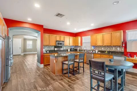 Kitchen - 1752 Campanella, Perris, CA 92571 photo 1 of 5