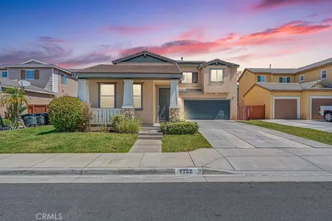 Exterior - 1752 Campanella, Perris, CA 92571 photo 3 of 6