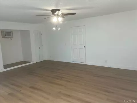 9678 5th, Hesperia, CA 92345