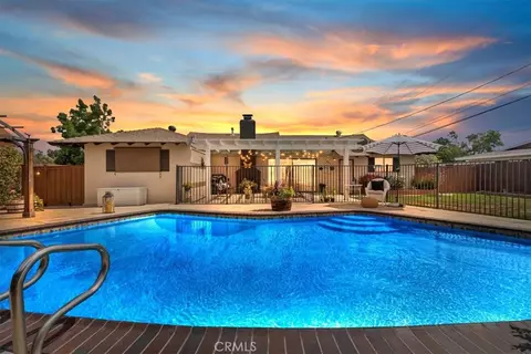 5015 Treehill Pl, Riverside, CA 92507