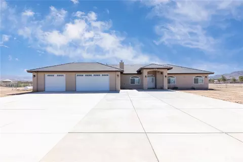14625 Olema Rd, Apple Valley, CA 92307