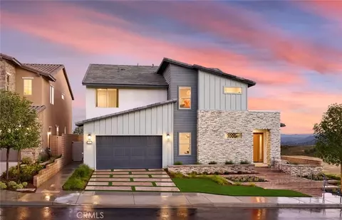 11823 Canoga Ave, Chatsworth, CA 91311
