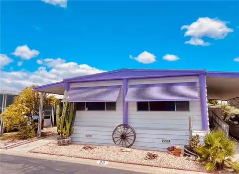 9391 California Ave #30, Riverside, CA 92503