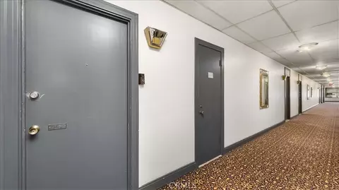 Entry Way - 140 Linden #962, Long Beach, CA 90802 photo 1 of 2