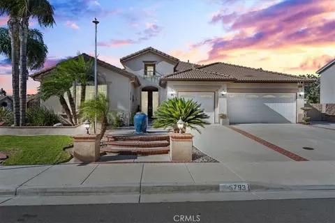 5793 Territory Ln, Eastvale, CA 92880