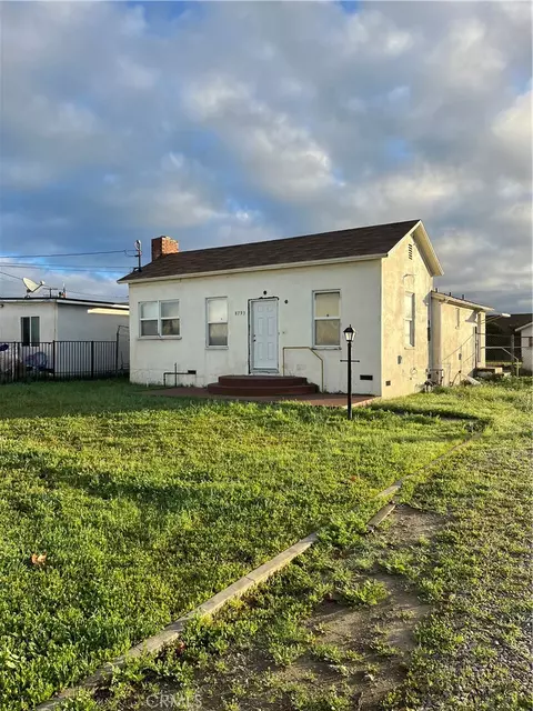 8793 S Sierra Pl, Upland, CA 91786