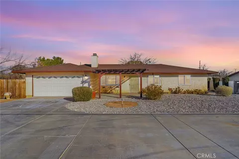 19224 Madrone St, Hesperia, CA 92345