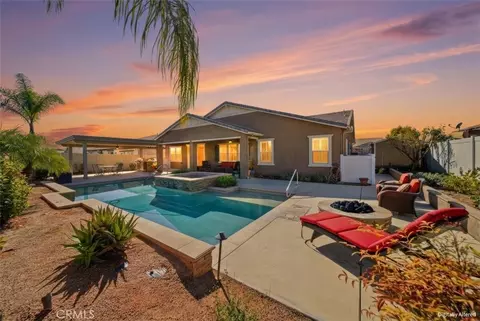 30334 Prairie Dog Way, Murrieta, CA 92563