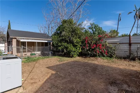 Exterior - 3367 Holding, Riverside, CA 92501 photo 3 of 6