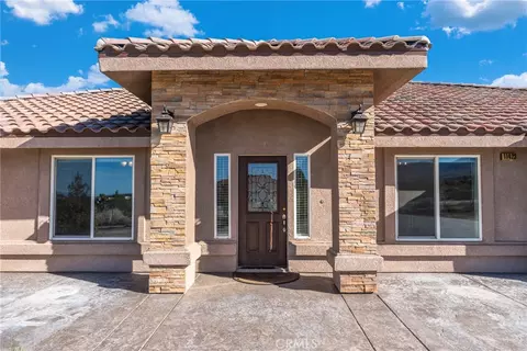 11423 Desert Vw, Pinon Hills, CA 92372