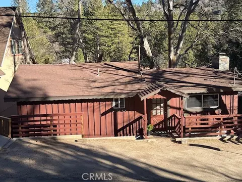631 Oak Knoll Dr, Green Valley Lake, CA 92341