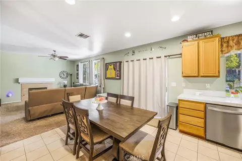 Dining - 8470 Lindenhurst, Riverside, CA 92508 photo 3 of 3