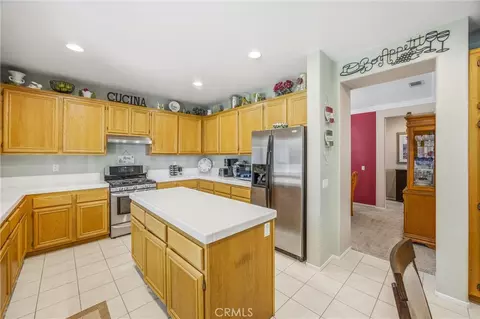 Kitchen - 8470 Lindenhurst, Riverside, CA 92508 photo 2 of 5
