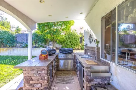 Kitchen - 8470 Lindenhurst, Riverside, CA 92508 photo 1 of 5