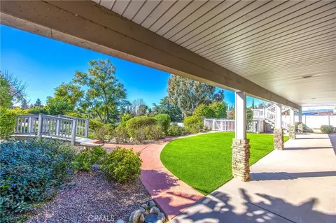 Exterior - 31027 E Sunset Dr N, Redlands, CA 92373 photo 14 of 20