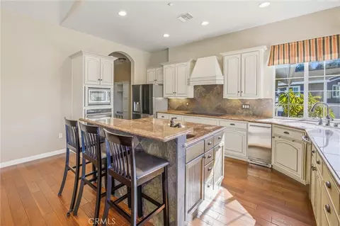 Kitchen - 31027 E Sunset Dr N, Redlands, CA 92373 photo 3 of 7
