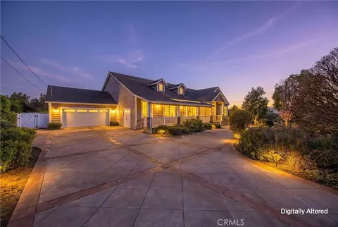 Exterior - 31027 E Sunset Dr N, Redlands, CA 92373 photo 3 of 19