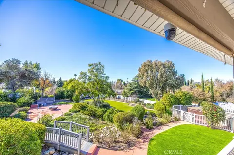 Exterior - 31027 E Sunset Dr N, Redlands, CA 92373 photo 11 of 20