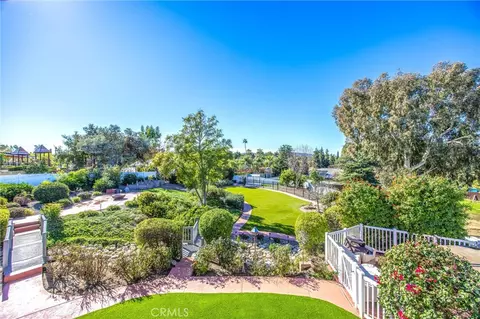 Exterior - 31027 E Sunset Dr N, Redlands, CA 92373 photo 9 of 20