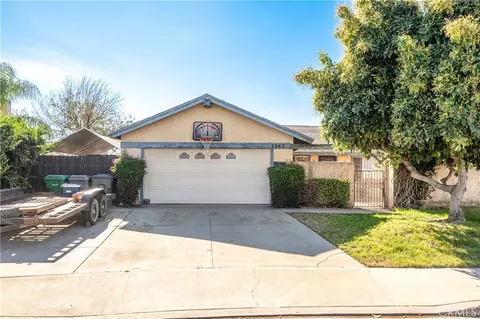 5963 Rosario St, Chino, CA 91710