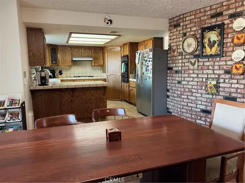 Dining - 16834 Elm St, Hesperia, CA 92345 photo 1 of 3