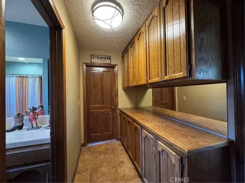 Entry Way - 16834 Elm St, Hesperia, CA 92345 photo 1 of 1