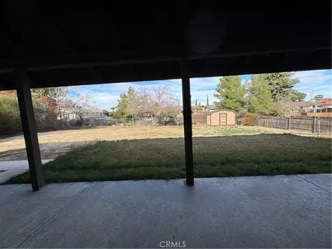 Exterior - 16834 Elm St, Hesperia, CA 92345 photo 8 of 9