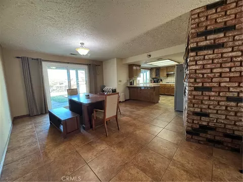 Dining - 16834 Elm St, Hesperia, CA 92345 photo 2 of 3