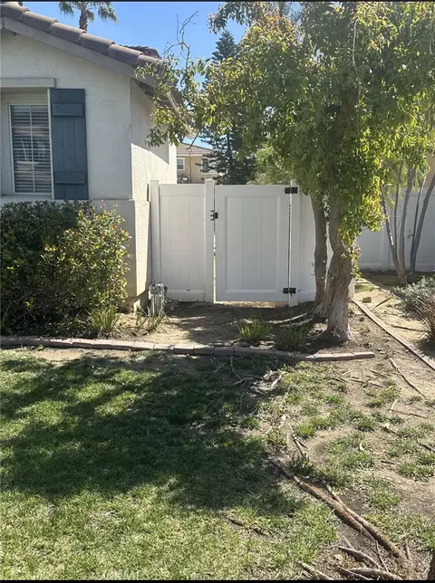 Exterior - 11306 Trailstone Ct, Riverside, CA 92505 photo 4 of 10