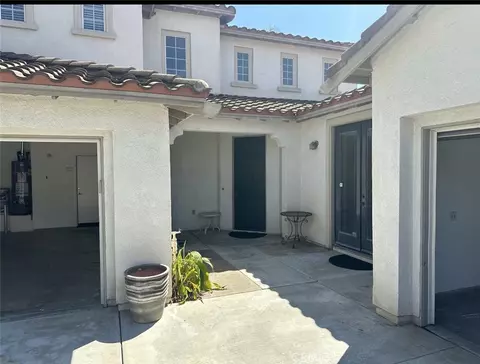 Exterior - 11306 Trailstone Ct, Riverside, CA 92505 photo 2 of 10
