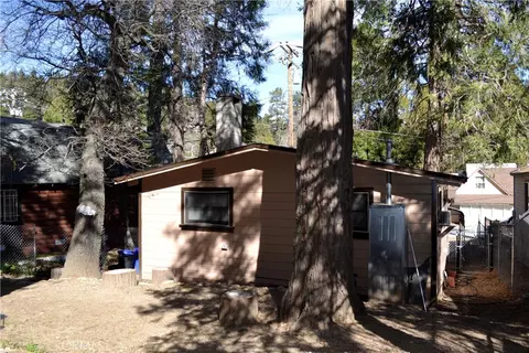 Exterior - 23747 Pioneer Camp Rd, Crestline, CA 92325 photo 3 of 4