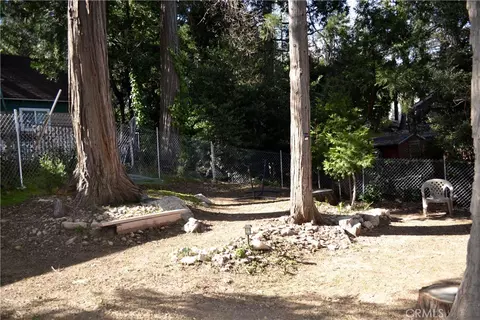 Exterior - 23747 Pioneer Camp Rd, Crestline, CA 92325 photo 4 of 4
