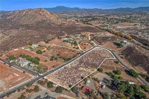 36555 Summitville St, Temecula, CA 92592 photo 3
