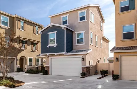 7404 Hawkeye Ridge Rd, Jurupa Valley, CA 92509