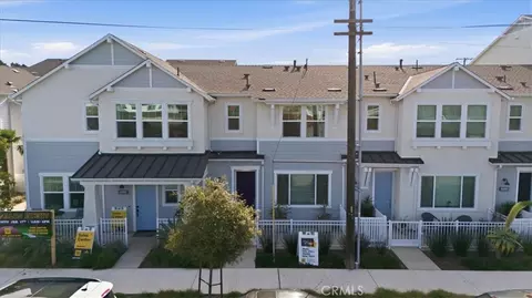 2324 Channel Dr #105, Ventura, CA 93003