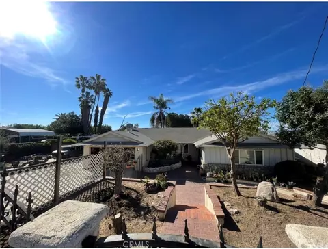 25325 Mountain Cliff Dr, Moreno Valley, CA 92557